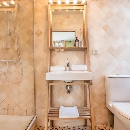 Cosmopolitain Otel Biarritz