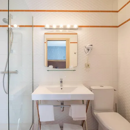 Cosmopolitain Otel Biarritz