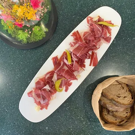 Cosmopolitain Otel 3*