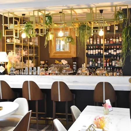 Otel Cosmopolitain