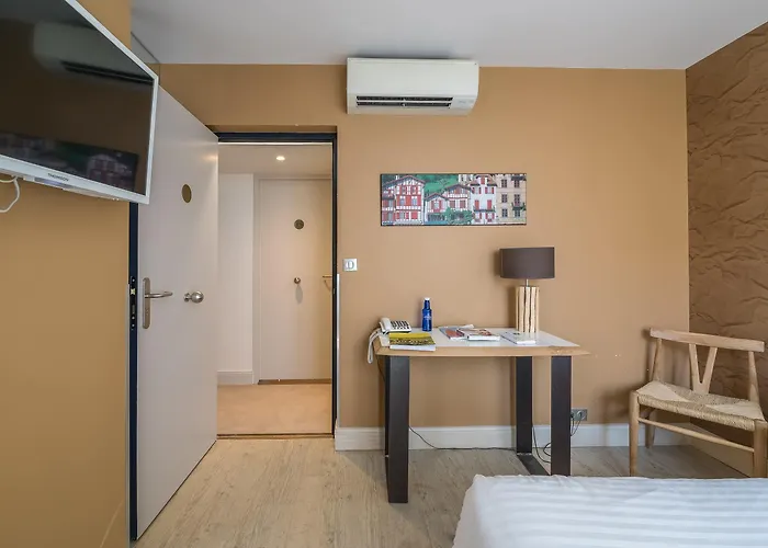 Cosmopolitain Hotel Biarritz
