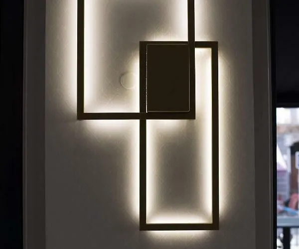 Cosmopolitain Szálloda 3*